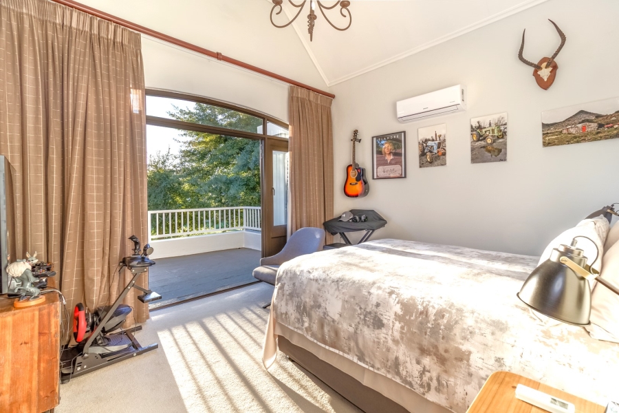 4 Bedroom Property for Sale in Boschenmeer Golf Country Estate Western Cape